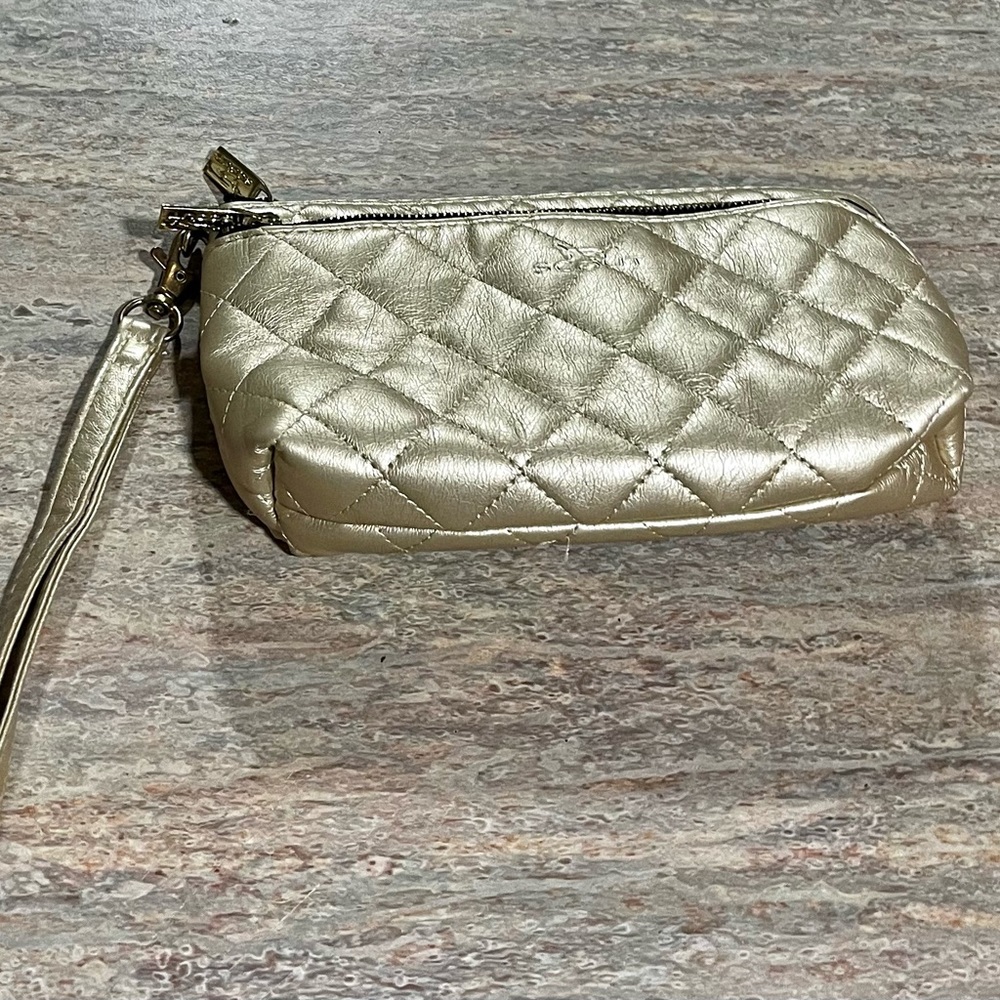 Scout quilted gold wristlet
